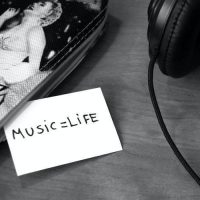 Lyt til musik i efteråret